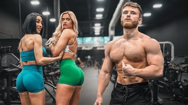 Are physically attractive parents more likely to have girls?