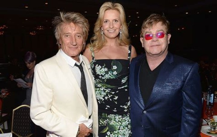 Are Rod Stewart and Elton John friends?