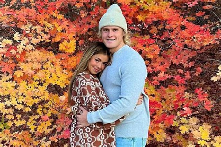 Are Ron and Jen still together 2021?