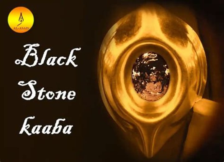 Can you touch the Black Stone in the Kaaba?