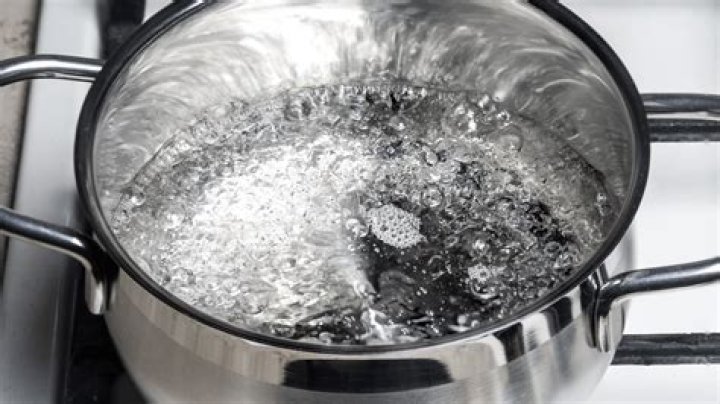 Does boiling water remove phthalates?