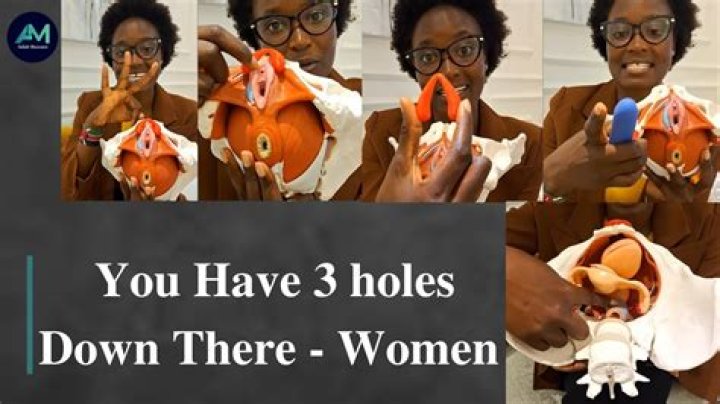 How many base set Holos are there?