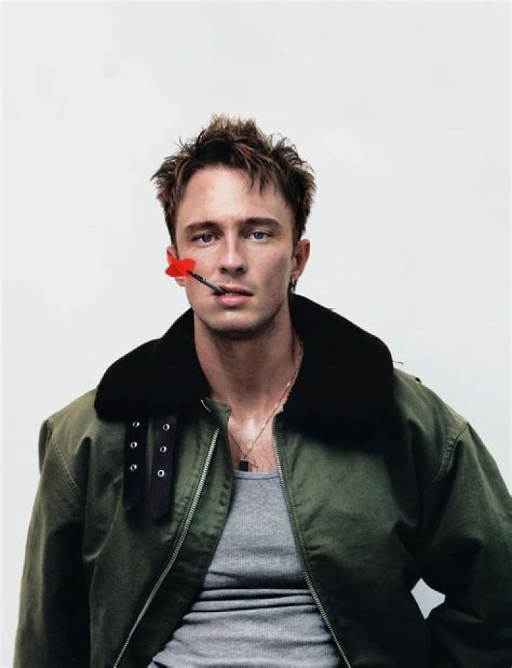 How old is Drew Seeley?