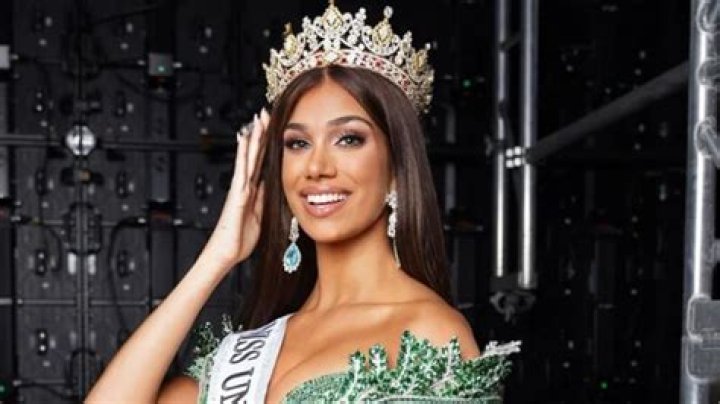 What did Lina draw on that she hoped would be passed along to Papa?