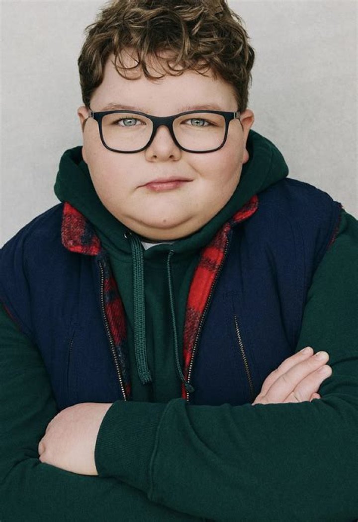 Who is the fat kid in Stranger Things?