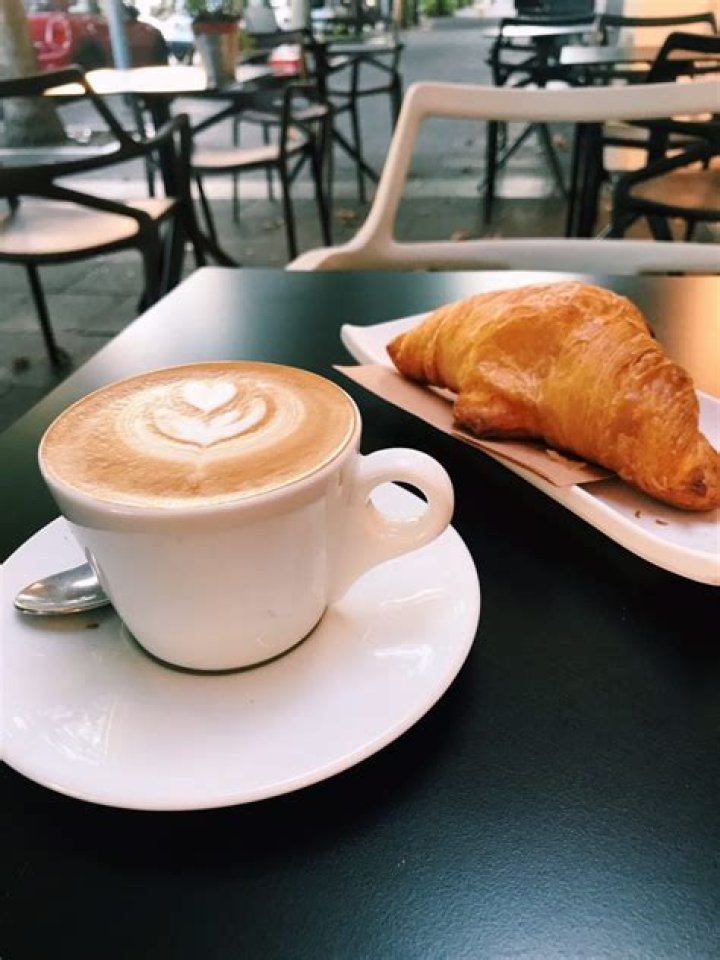Why do Italians not drink cappuccino after breakfast?